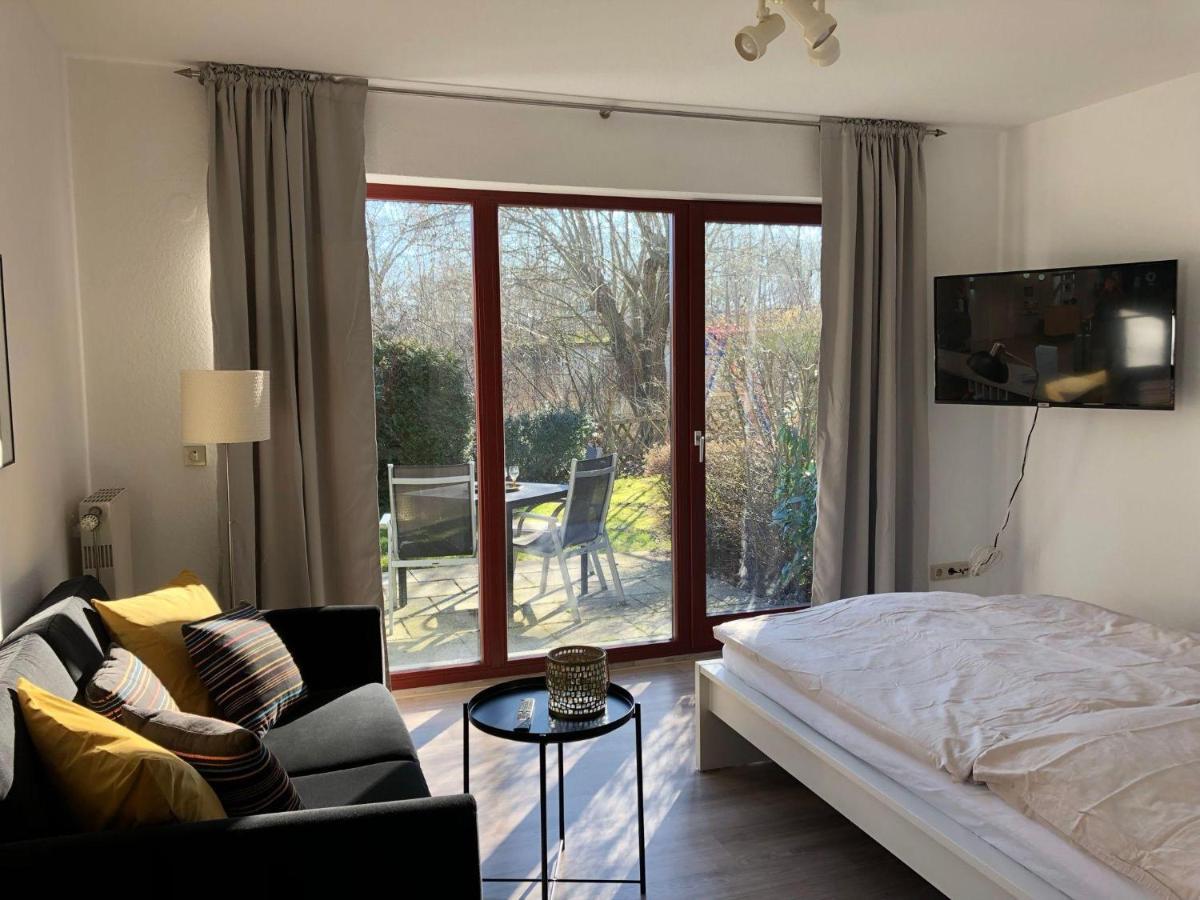 Ferienwohnung-Klaus-Stoertebeker-Mit-Sonnenterrasse-Garten-Zwischen-Strand-Wald-Und-Wiese Gustow  Екстериор снимка