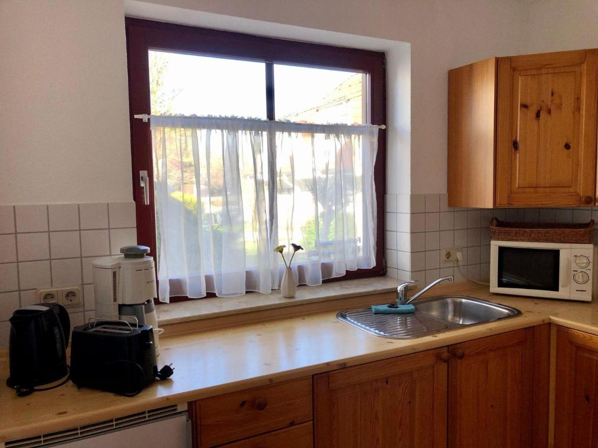 Ferienwohnung-Klaus-Stoertebeker-Mit-Sonnenterrasse-Garten-Zwischen-Strand-Wald-Und-Wiese Gustow  Екстериор снимка